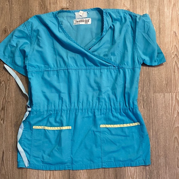 Nurses shirt - Picture 4 of 5